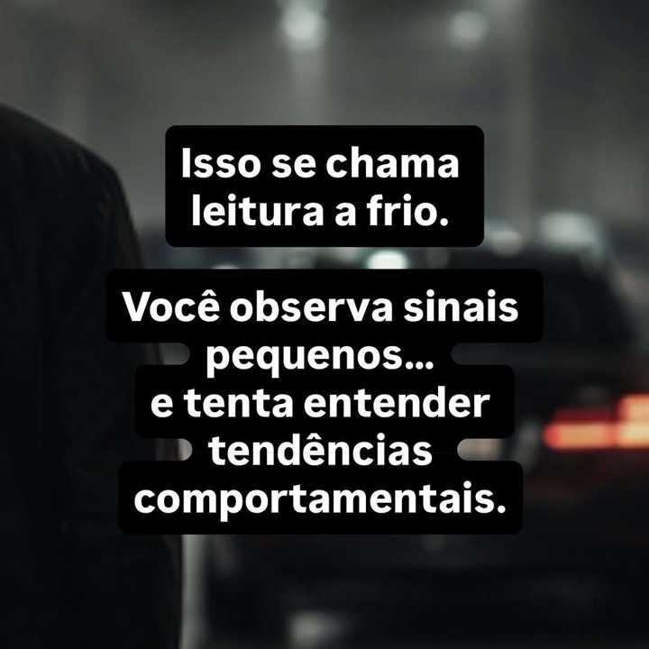 Muita gente acredita que HUMINT é apenas em interrogatórios, infiltrações ou operações... — slide 8