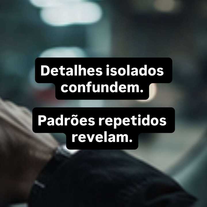 Muita gente acredita que HUMINT é apenas em interrogatórios, infiltrações ou operações... — slide 12