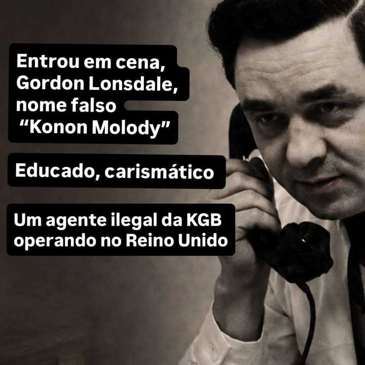 Elicitação é uma técnica de comunicação usada para obter informação de forma indireta,... — slide 3